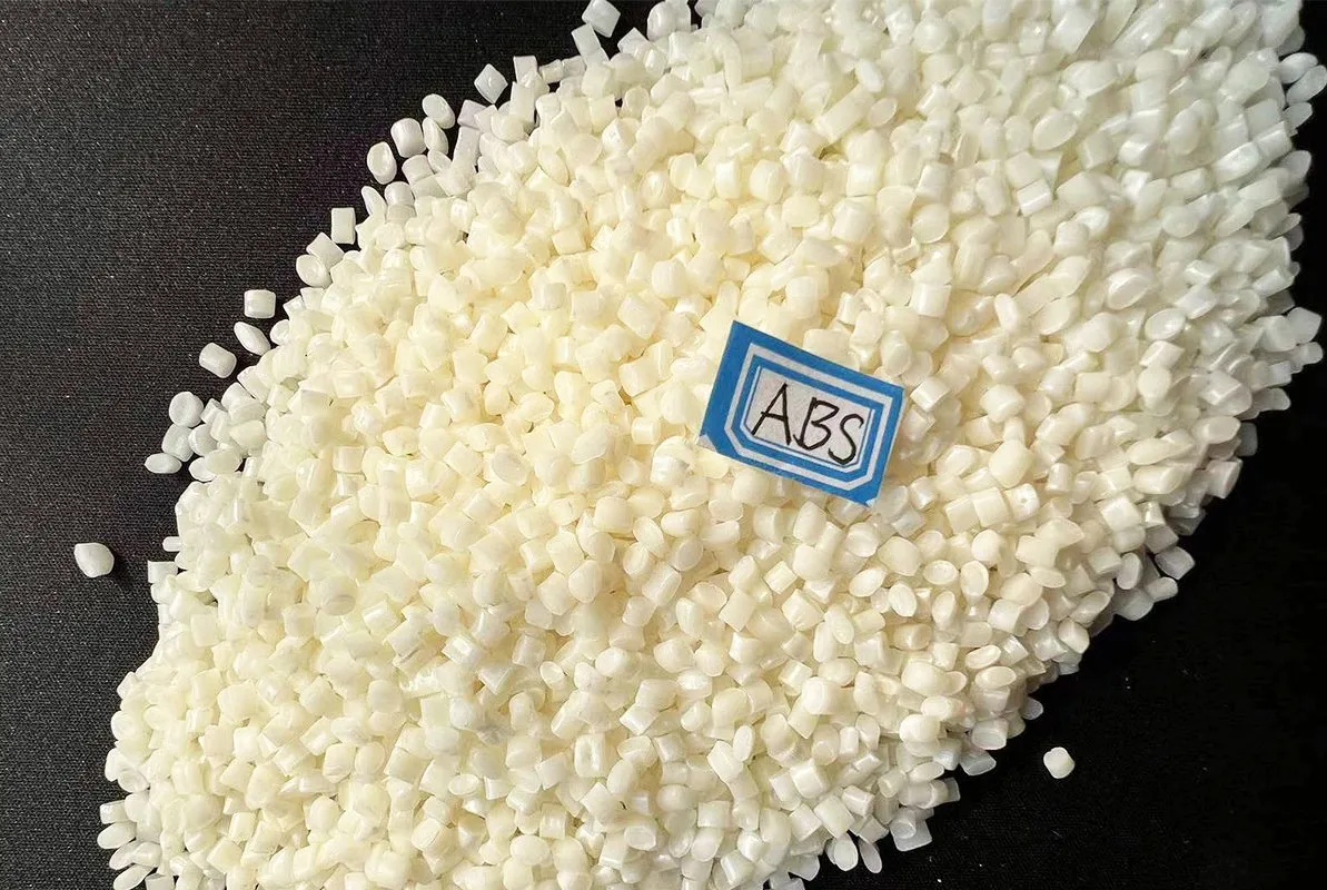 Hạt nhựa ABS là một loại nhựa nhiệt dẻo kỹ thuật.