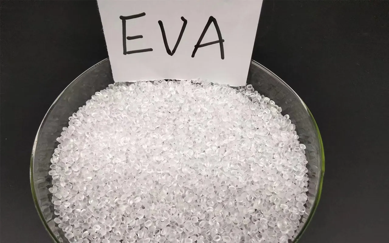 Hạt nhựa EVA là một loại nhựa copolymer được tạo thành từ Ethylene và Vinyl Acetate.