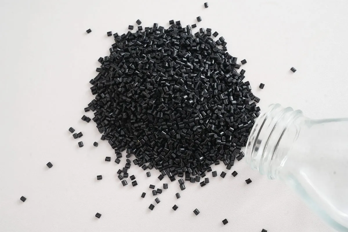 Hạt nhựa POM là một loại nhựa kỹ thuật nhiệt dẻo.